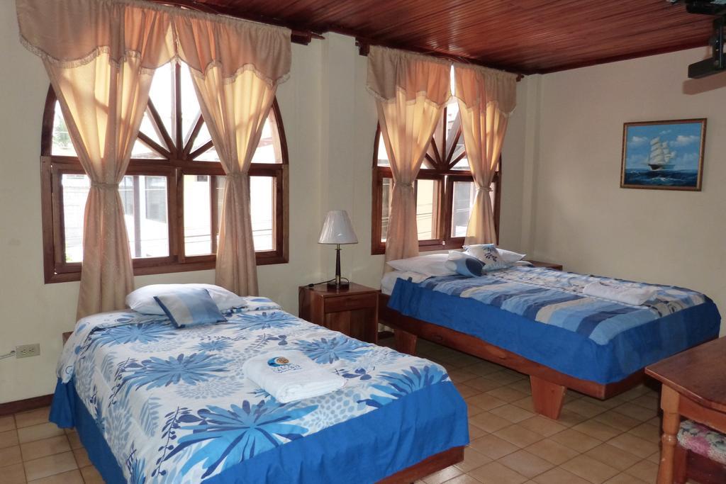 Hostal Castro Galapagos Puerto Ayora  Εξωτερικό φωτογραφία